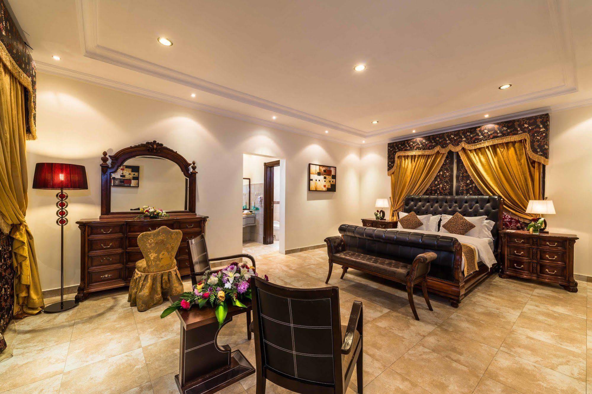 Boudl Al Nakheel Hotel Unaizah Buitenkant foto